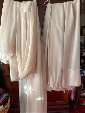 jcpenney Sheer Ivory/Cream Curtain Panels (3) with Matching Scarves (2)